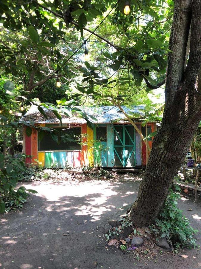 Rainbow Caravan Hostel Las Pilas Exterior photo